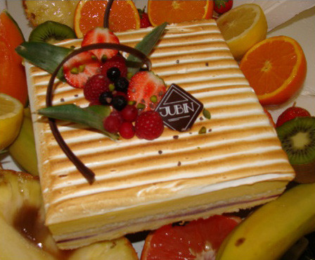 Quatre fruits rouges exotique